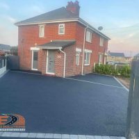 Tarmac surfacing, driveways, and car parks across Scotland and the UK.